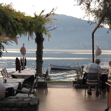 Piccolo Hotel Direkt Am See Brenzone sul Garda Kültér fotó